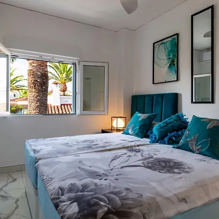 Residencia La Perla Denia