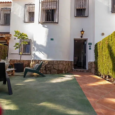 Residencia La Perla Holiday home Denia