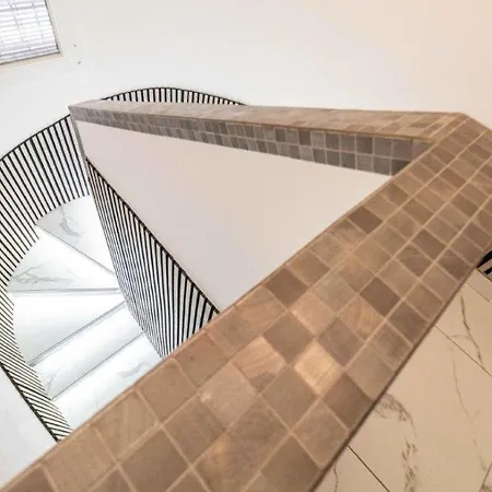 Residencia La Perla Feriehus *